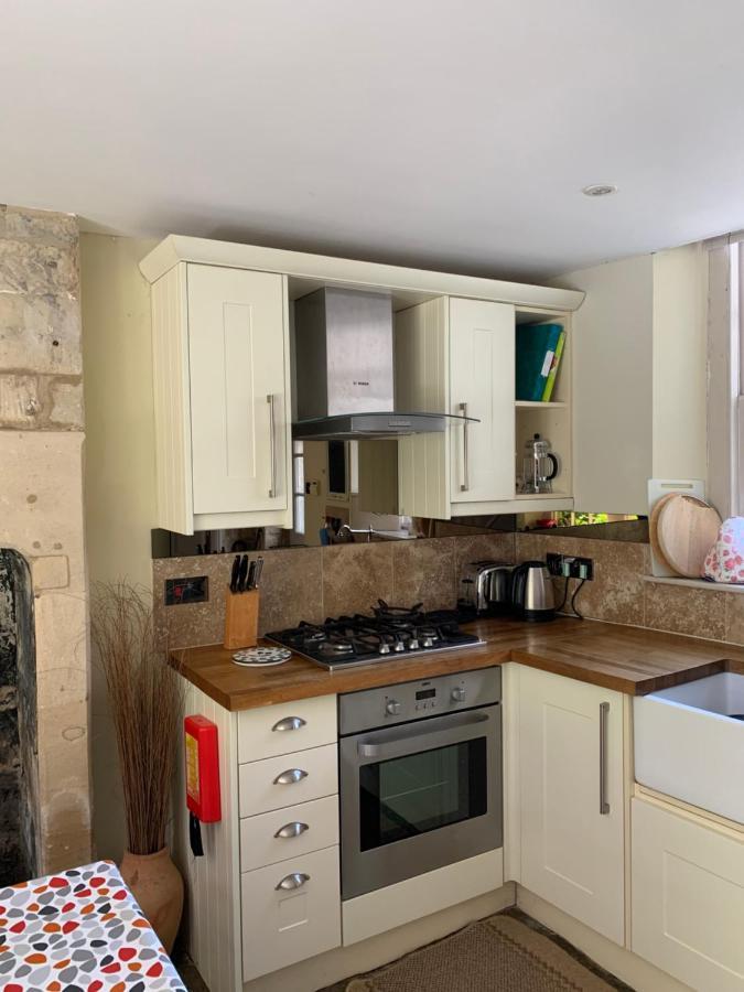 Wee Grange Apartment Bath Bagian luar foto
