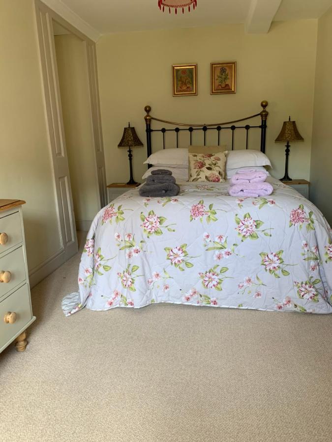 Wee Grange Apartment Bath Bagian luar foto