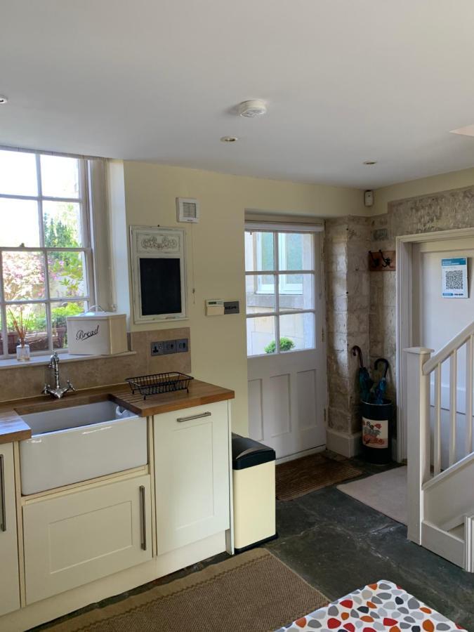 Wee Grange Apartment Bath Bagian luar foto